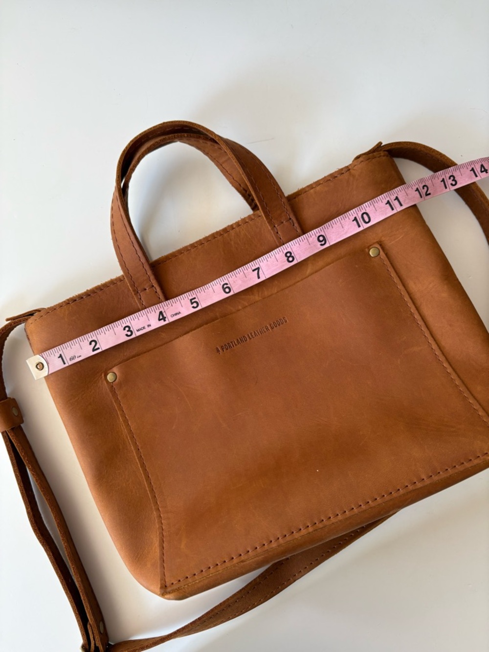 Portland Leather || Crossbody Tote with Zipper‎ in Honey Tan - Picture 9 of 10